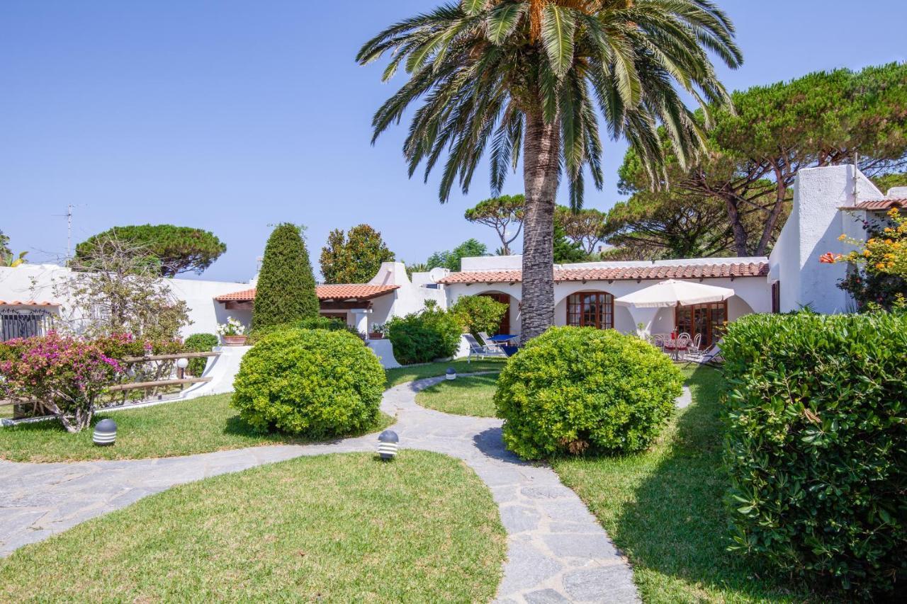 Villetta Con Giardino Esclusivo Di 1000 Mq, Piscina, Tennis, Calcio, Bocce Forio di Ischia Exteriör bild