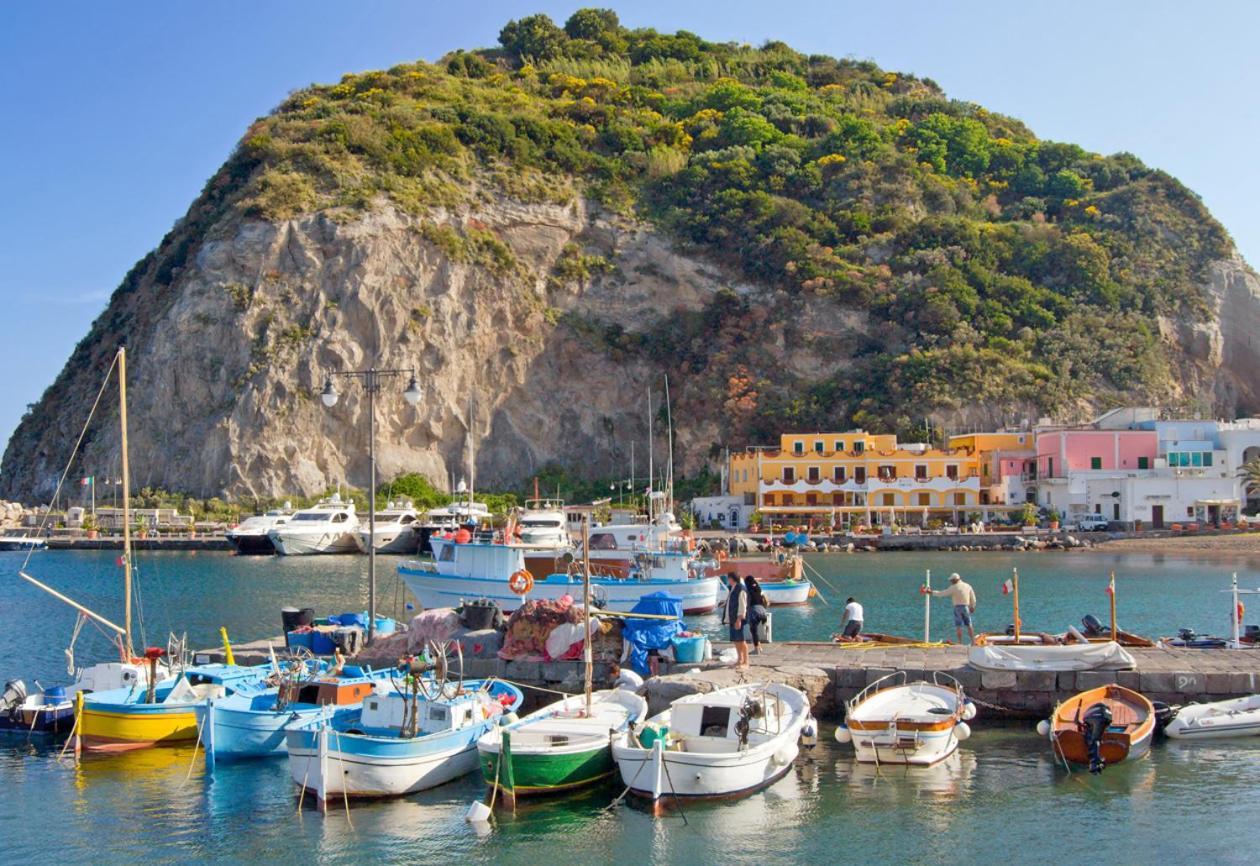 Villetta Con Giardino Esclusivo Di 1000 Mq, Piscina, Tennis, Calcio, Bocce Forio di Ischia Exteriör bild